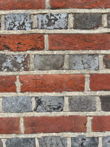 Brick Tho P